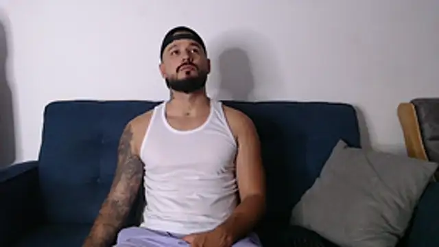 Snapshot of Eric_Evans1 chatting on 4, 11, 2025 Eric Evans1 online show from 4, 11, 2025