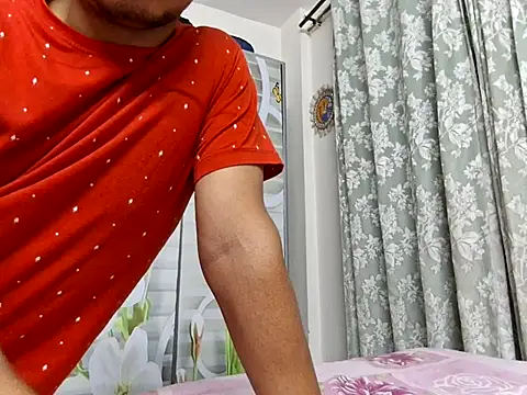 COme8989 online show from 19, 4, 2026
