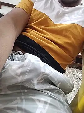 COme8989 online show from 15, 12, 2025