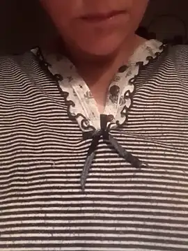 Snapshot of Cassandrina1 chatting on 19, 11, 2025 Cassandrina1 online show from 19, 11, 2025