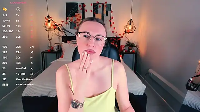 Lexi terele online show from 30, 10, 2025