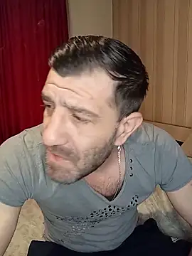 Alexdaniel89 online show from 2, 4, 2026