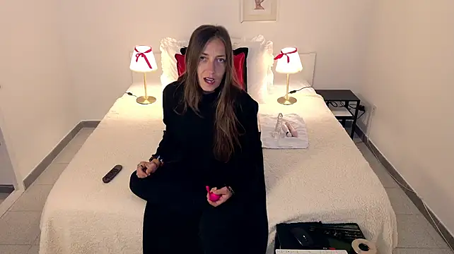 DaisyDea online show from 7, 10, 2025