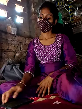 priyastrip314 online show from 5, 11, 2025