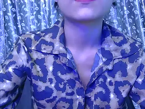Snapshot of hoty-priya chatting on 25, 9, 2025 hoty-priya online show from 25, 9, 2025