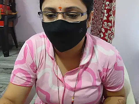 Snapshot of jannu6482 chatting on 29, 11, 2025 jannu6482 online show from 29, 11, 2025