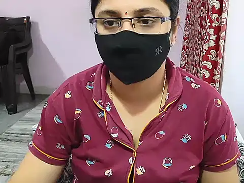 Snapshot of jannu6482 chatting on 18, 10, 2025 jannu6482 online show from 18, 10, 2025