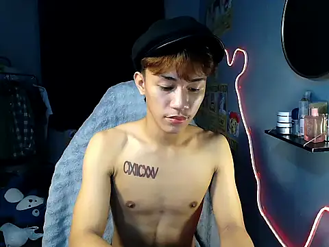 naughtyboyloy 0 online show from 15, 7, 2026