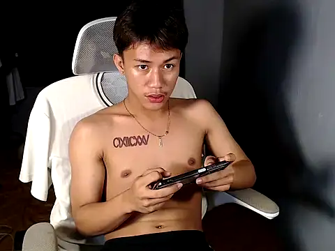 naughtyboyloy 0 online show from 14, 4, 2026