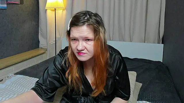 Nora lovvvv online show from 11, 10, 2025