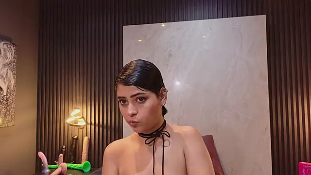 Snapshot of AuroraGray chatting on 10, 7, 2026 AuroraGray online show from 10, 7, 2026
