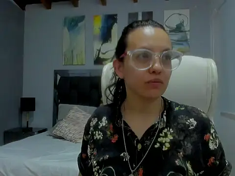 dalila macherano1 online show from 3, 11, 2025