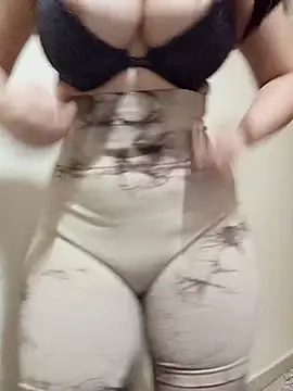 Snapshot of AsilAbid chatting on 13, 2, 2026 AsilAbid online show from 13, 2, 2026