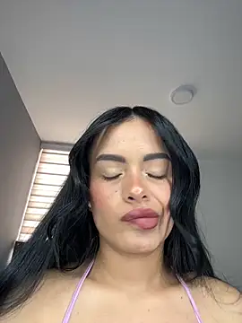 Snapshot of Melissa_coch chatting on 24, 4, 2026 Melissa coch online show from 24, 4, 2026