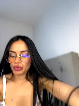 Melissa coch online show from 5, 11, 2025