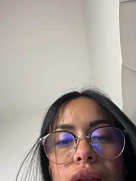 Melissa coch online show from 5, 11, 2025