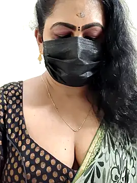 Sweetie swetha37 online show from 18, 2, 2026