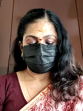Sweetie swetha37 online show from 6, 10, 2025