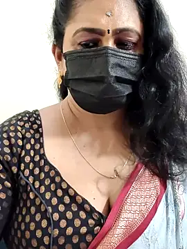 Sweetie swetha37 online show from 5, 2, 2026