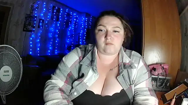Snapshot of AngelQSky chatting on 17, 7, 2026 AngelQSky online show from 17, 7, 2026