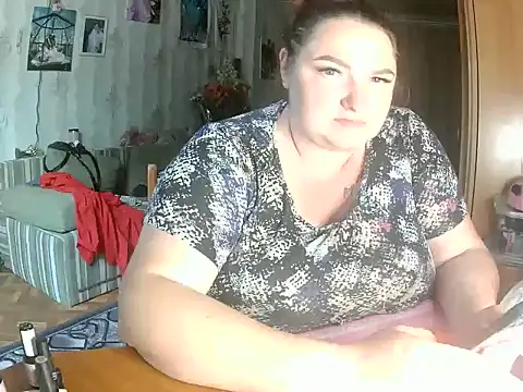 Snapshot of AngelQSky chatting on 8, 7, 2026 AngelQSky online show from 8, 7, 2026