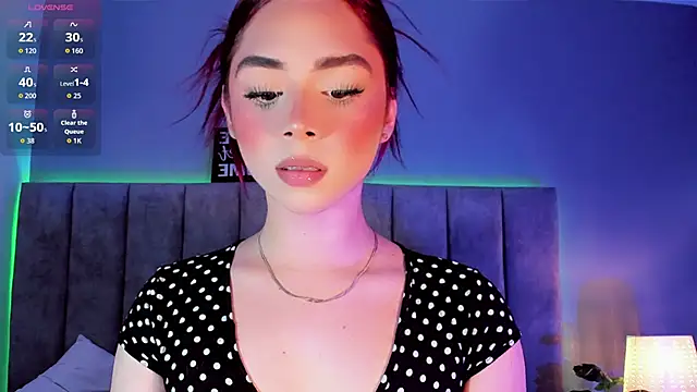 Arianna Ponce online show from 13, 9, 2025