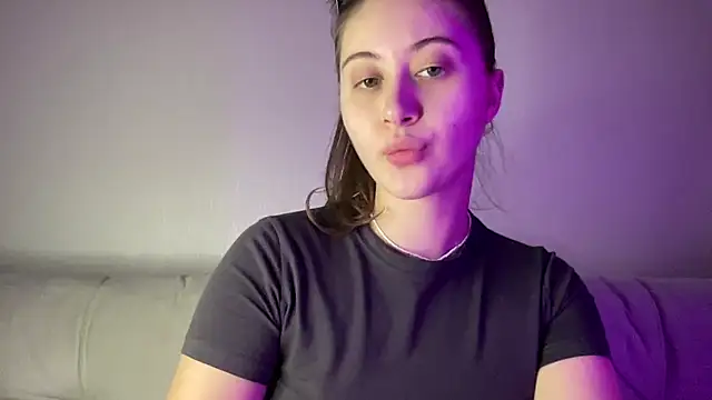 StellarAlice online show from 8, 2, 2026