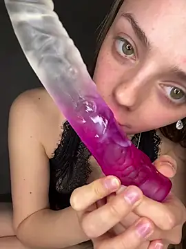 cutietootie02 online show from 16, 5, 2026