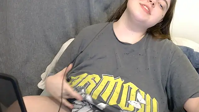 brattyprincessemma online show from 17, 2, 2026