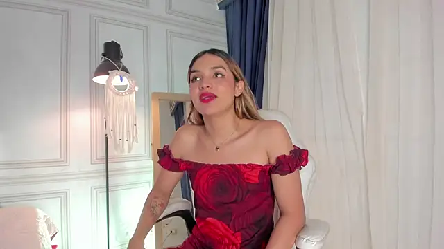 Snapshot of Doll_Isa_ chatting on 27, 11, 2025 Doll Isa online show from 27, 11, 2025