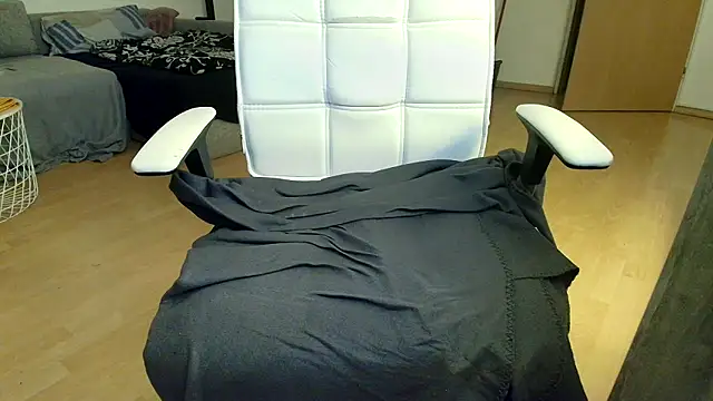 Breezydicksn online show from 19, 3, 2026