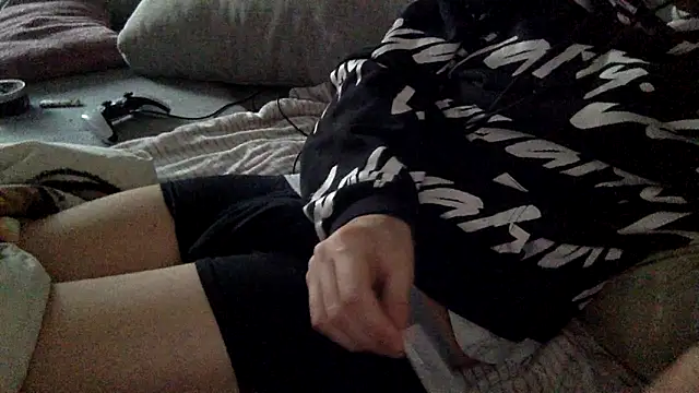 Breezydicksn online show from 28, 10, 2025