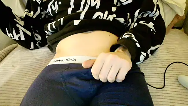 Breezydicksn online show from 1, 12, 2025