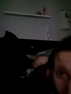 Snapshot of NibbleSweetie chatting on 13, 12, 2025 NibbleSweetie online show from 13, 12, 2025