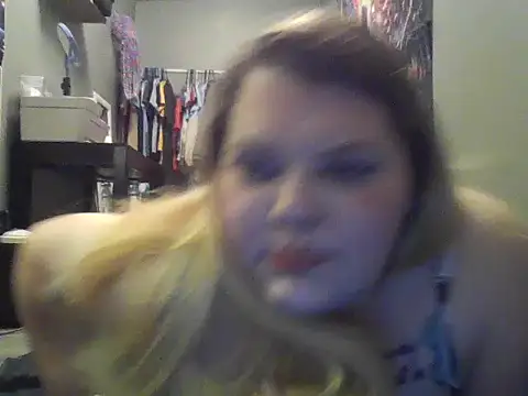 Prettyeyefairy online show from 7, 6, 2026