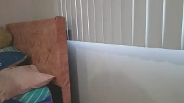 Snapshot of Crystal_Star_ chatting on 5, 11, 2025 Crystal Star online show from 5, 11, 2025