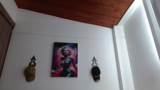 Crystal Star  online show from 21, 4, 2026