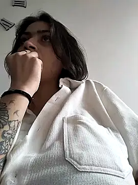 Snapshot of Crystal_Star_ chatting on 27, 11, 2025 Crystal Star online show from 27, 11, 2025