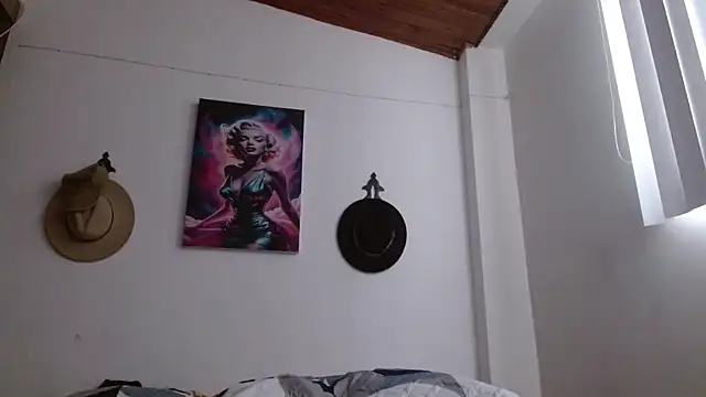 Crystal Star  online show from 13, 3, 2026