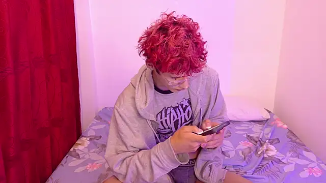 juliansexx online show from 3, 10, 2025