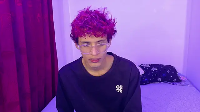 juliansexx online show from 2, 10, 2025