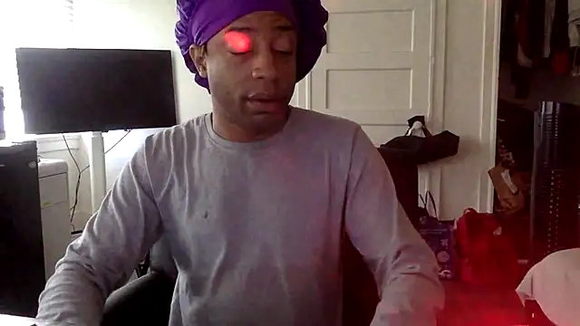 Diodre Benyoon online show from 18, 12, 2025