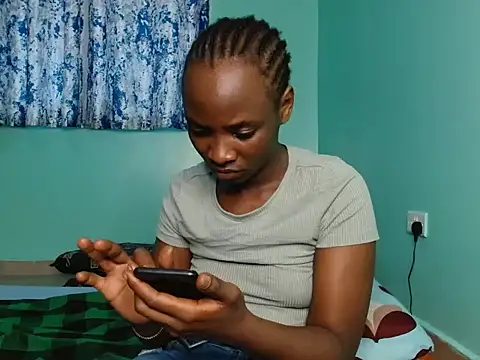 Snapshot of Alexxa_ebony chatting on 29, 5, 2026 Alexxa ebony online show from 29, 5, 2026