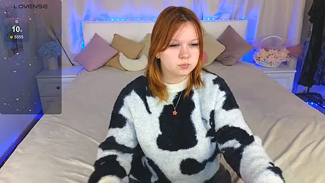 VelvetVixon online show from 18, 9, 2025