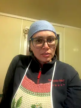 Crystal00Girl online show from 2, 10, 2025