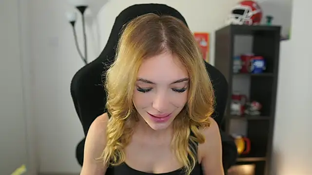 alexxisky online show from 2, 10, 2025