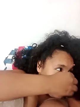 Snapshot of Viviana_h chatting on 8, 11, 2025 Viviana h online show from 8, 11, 2025