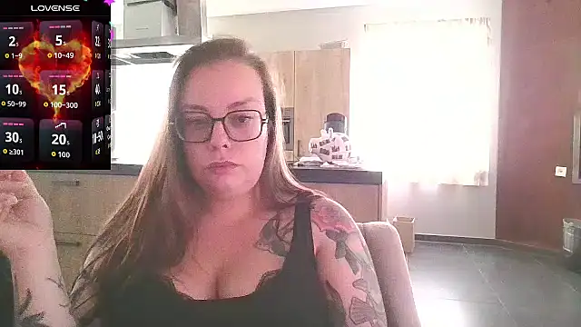 Snapshot of Miss_Lucifer6 chatting on 22, 9, 2025 Miss Lucifer6 online show from 22, 9, 2025