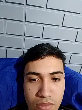 Snapshot of novinho_safado__ chatting on 19, 9, 2025 novinho safado online show from 19, 9, 2025