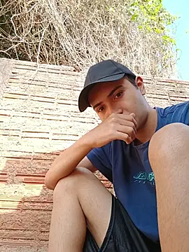 Snapshot of novinho_safado__ chatting on 29, 5, 2026 novinho safado online show from 29, 5, 2026